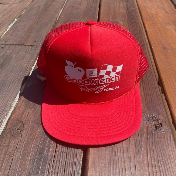 Vintage Goodwrench Racing Red Trucker Hat - Picture 1 of 2